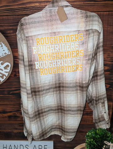 Size Xlarge- Flannel- Mens sizing/unisex- Bleach RR repeat