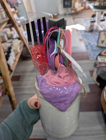 Pink and Purple themed cooking crock